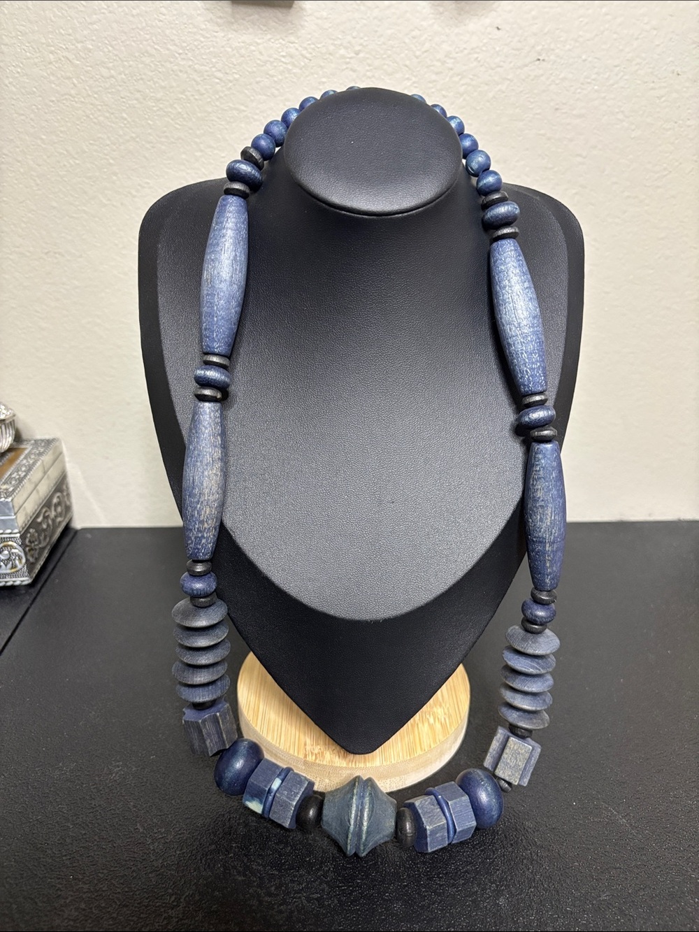 Vintage Chunky Lightweight Navy Blue Boho Wood Long Geometric Beaded Necklace